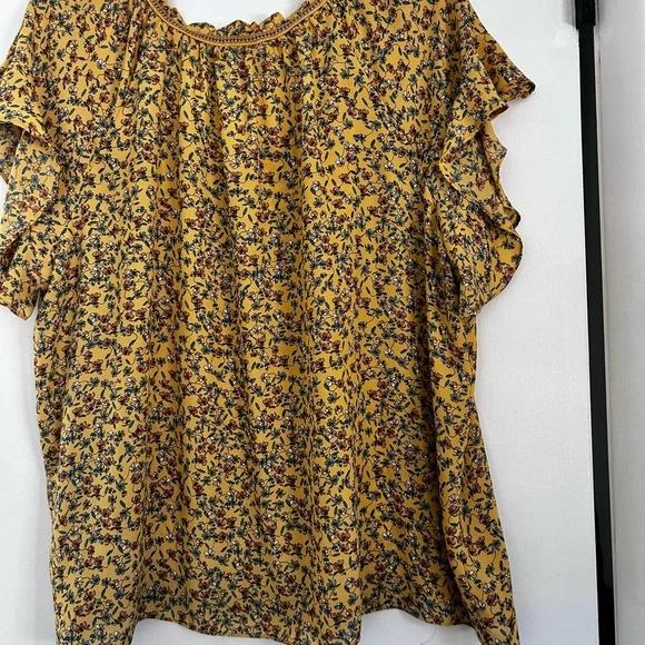 Max Studio Mustard Floral Ruffle Sleeve Blouse - Picture 5 of 5